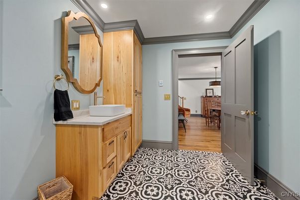 Bathroom, Interior, Pendant Lights, Recessed Lighting, Wood Texture Flooring