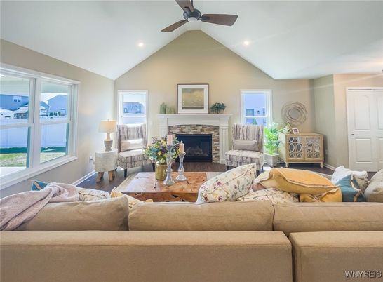 Fireplace, Interior, Living room, Recessed Lighting