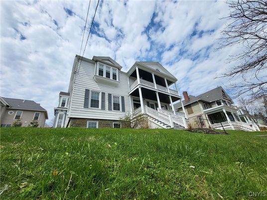 Backyard, Exterior, Facade, Queen Anne Victorian
