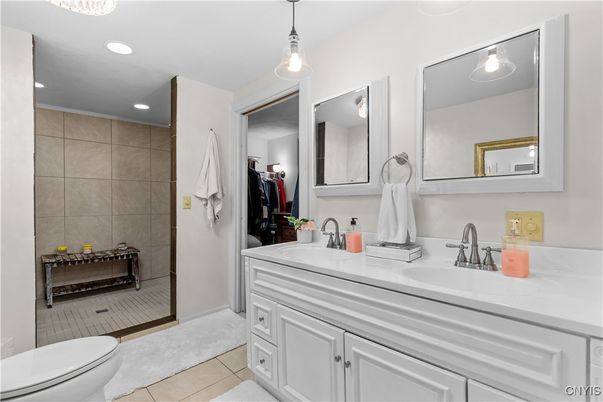 Bathroom, Dual Sink Vanities, Interior, Pendant Lights, Recessed Lighting