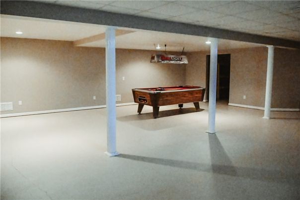 Billiard Table, Game Room, Interior, Recessed Lighting