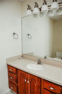 Bathroom, Dual Sink Vanities, Interior