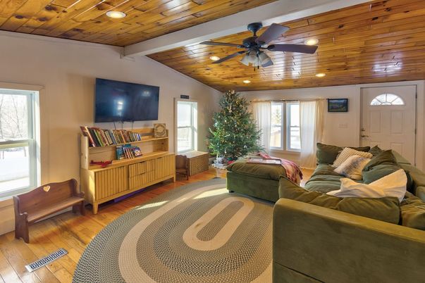 Interior, Living room, Recessed Lighting, Wooden Ceilings, Wood Texture Flooring