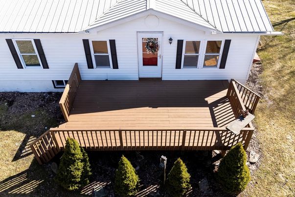 Exterior, Facade, None
