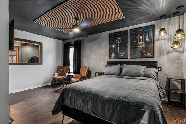 Bedroom, Interior, Pendant Lights, Wood Texture Flooring