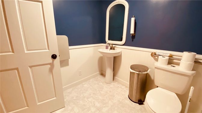 Bathroom, Interior