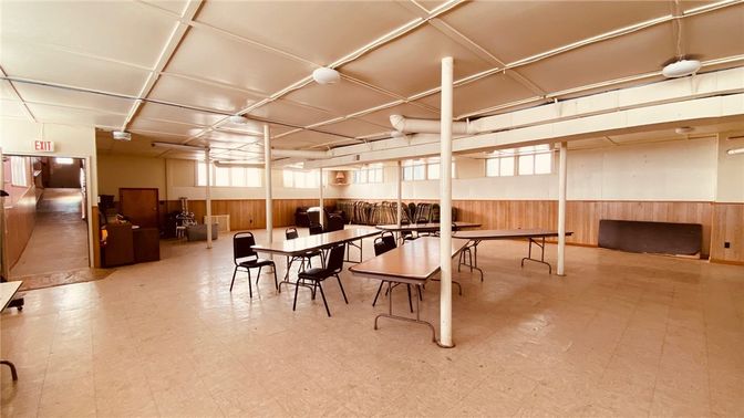 Dining room, Interior