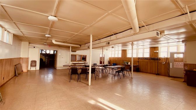 Dining room, Interior