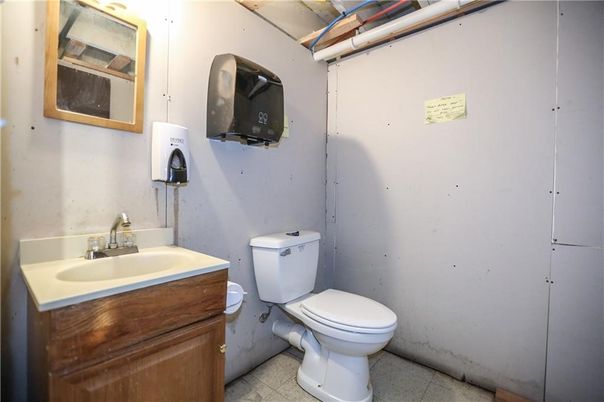 Bathroom, Interior