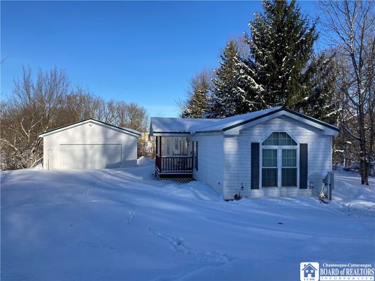 Backyard, Detached Garage, Exterior
