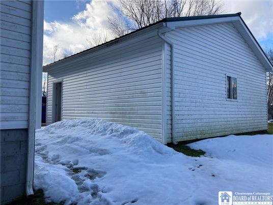 Detached Garage, Exterior