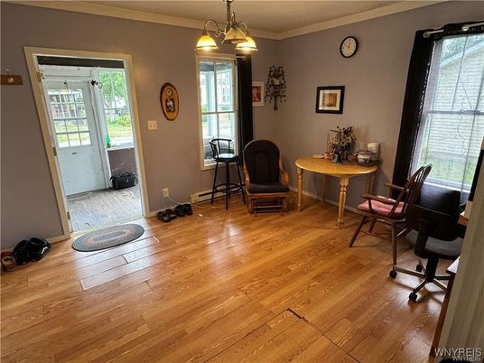 Interior, Pendant Lights, Wood Texture Flooring