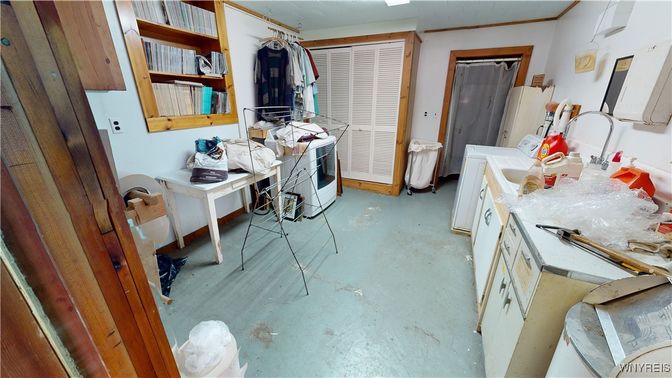 Interior, Washer