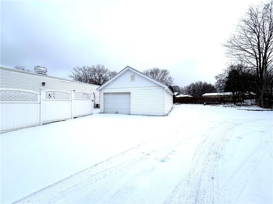Backyard, Detached Garage, Exterior
