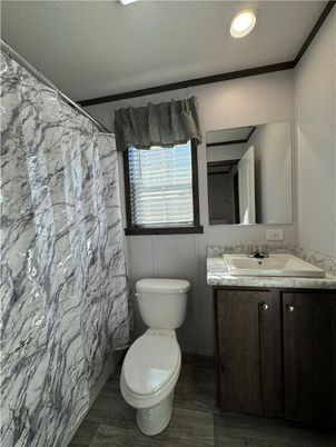 Bathroom, Interior, Recessed Lighting, Wood Texture Flooring