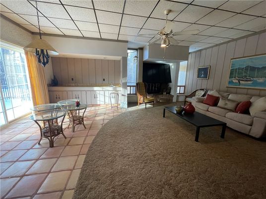 Interior, Living room, Pendant Lights