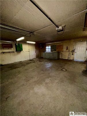 Garage, Interior