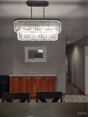 Chandelier, Interior