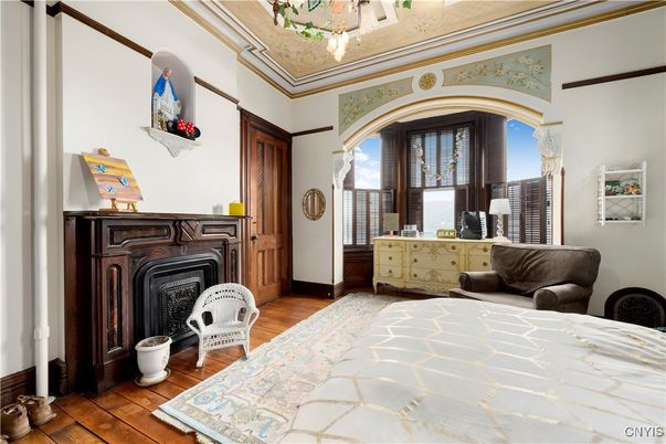 Bedroom, Fireplace, Interior, Wood Texture Flooring