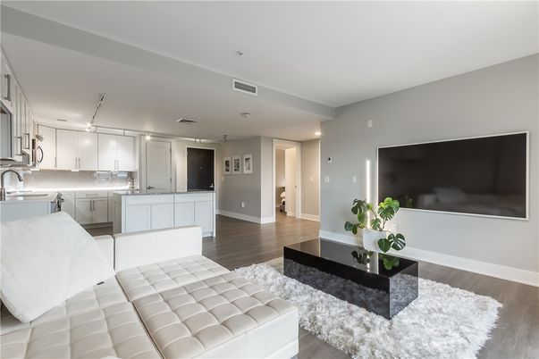 Interior, Kitchen, Living room, Recessed Lighting, Wood Texture Flooring
