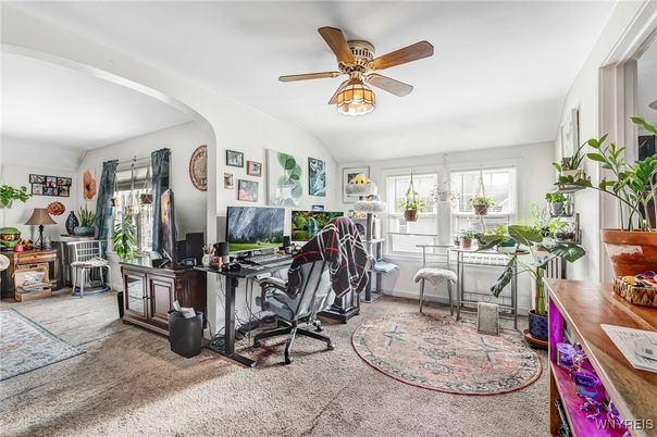 Home Office, Interior
