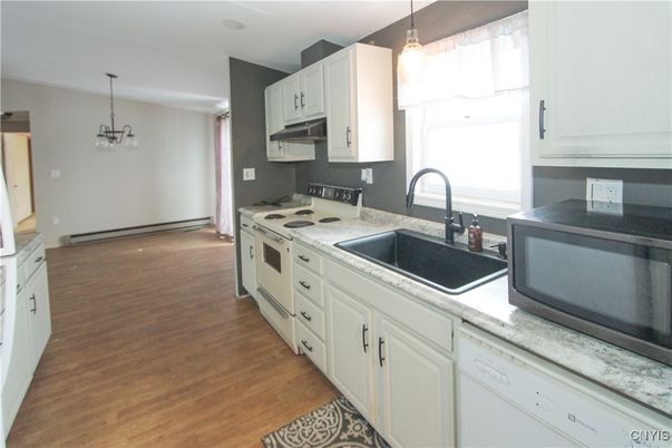 Interior, Kitchen, Pendant Lights, Wood Texture Flooring
