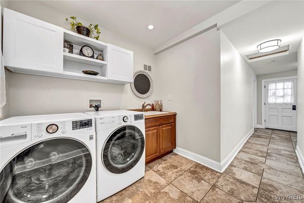 Interior, Recessed Lighting, Washer