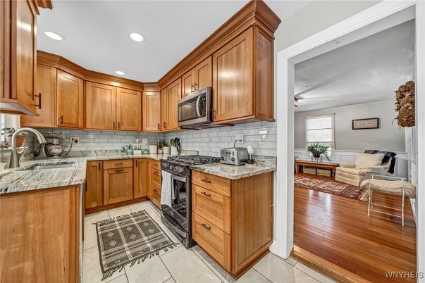 Interior, Kitchen, Living room, Recessed Lighting, Wood Texture Flooring