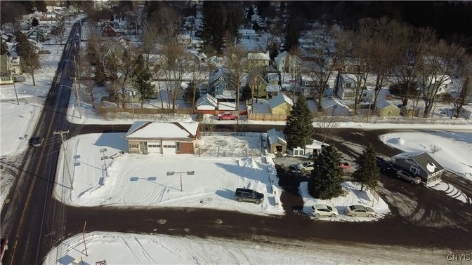 Exterior, Drone