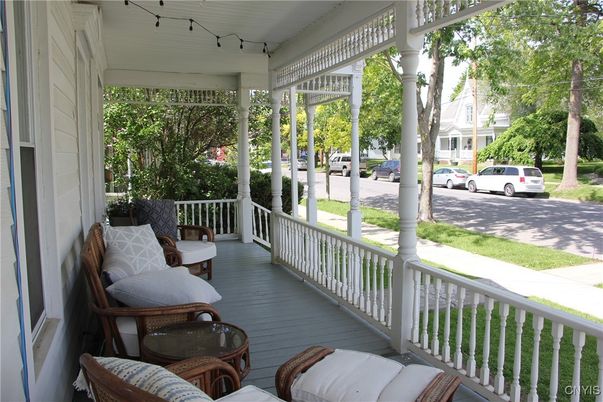 Exterior, Sun Room