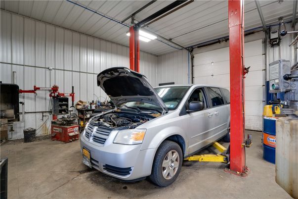 Garage, Interior