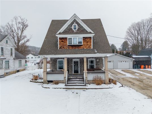 Detached Garage, Exterior, Facade, Cape Cod