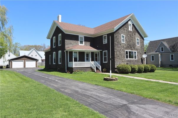 Backyard, Detached Garage, Exterior, Facade, Brick Traditional