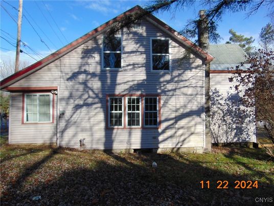 Exterior, Facade, Brick Traditional