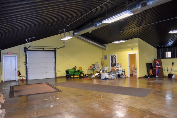 Garage, Interior