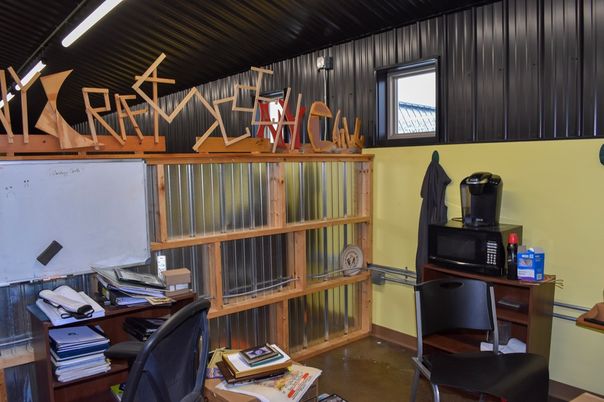 Home Office, Interior