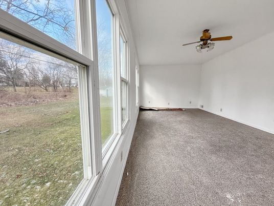 Empty room, Interior, Sun Room