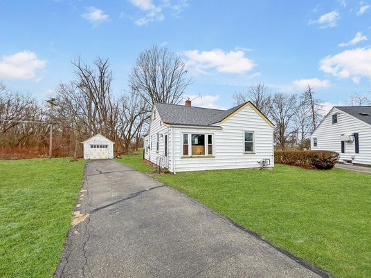 Backyard, Detached Garage, Exterior