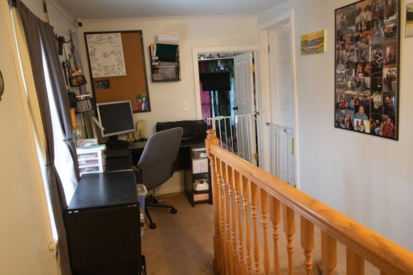Home Office, Interior