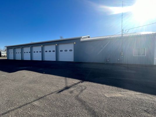 Detached Garage, Exterior