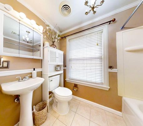 Bathroom, Interior