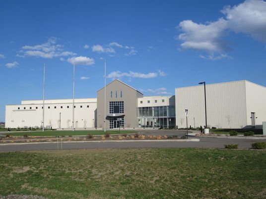 Exterior, Facade, Modern
