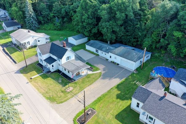 Exterior, Drone