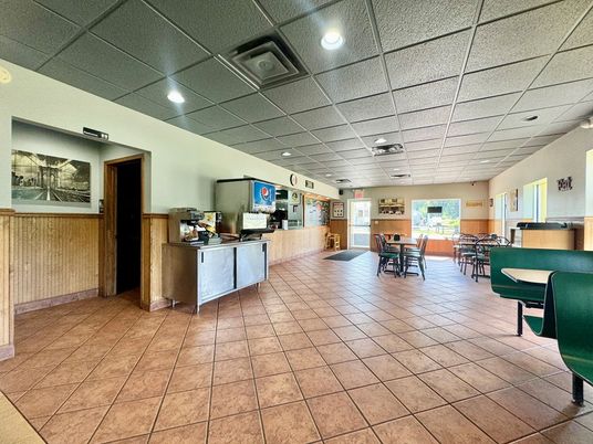 Dining room, Interior, Recessed Lighting