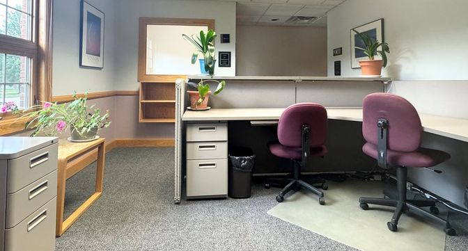 Home Office, Interior