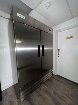 Elevator, Interior, Wood Texture Flooring