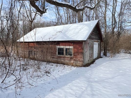 Detached Garage, Exterior