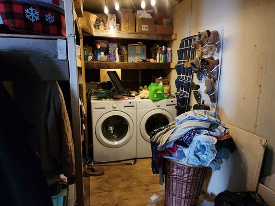 Interior, Utility Closets, Washer, Wood Texture Flooring