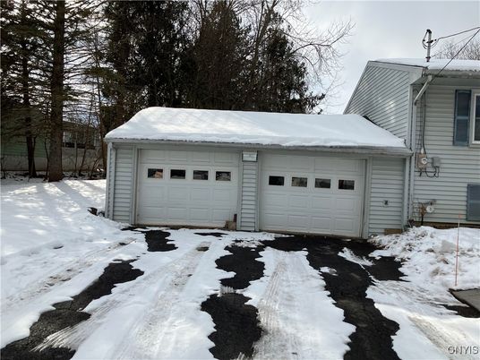 Detached Garage, Exterior