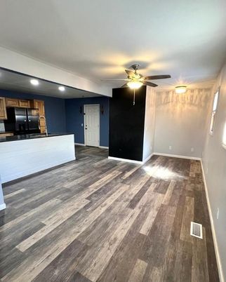 Empty room, Interior, Kitchen, Wood Texture Flooring